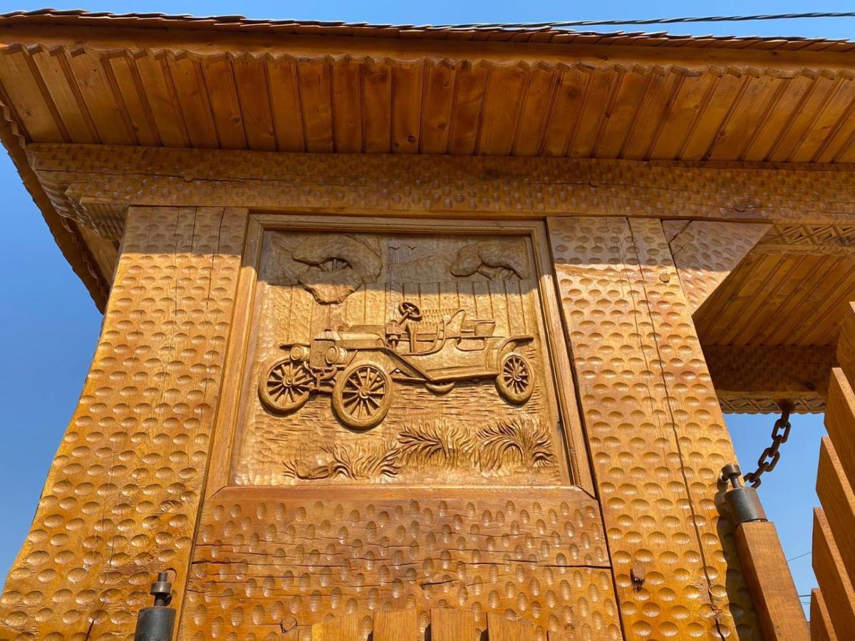 Pensiunea Maramures Guesthouse Viseu de Jos Exteriör bild