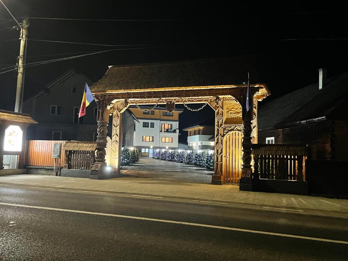 Pensiunea Maramures Guesthouse Viseu de Jos Exteriör bild