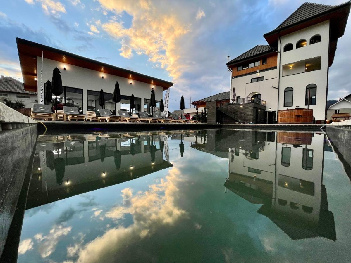 Pensiunea Maramures Guesthouse Viseu de Jos Exteriör bild